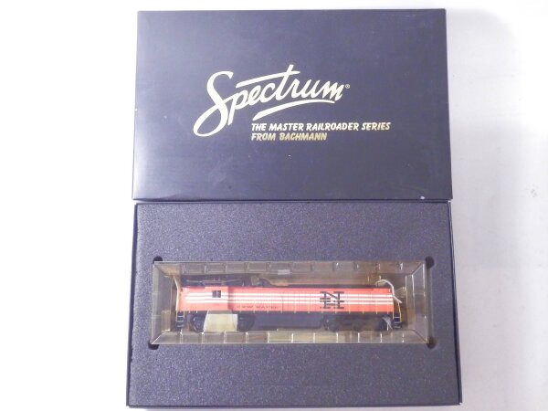 »SPECTRUM 82404 H0 DC · E-LOK ELEKTROLOKOMOTIVE GE E33 DER NEW HAVEN · OVP«