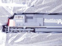 »GENESIS G6125 H0 DC · DIESELLOK SD70M DER...