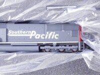 »GENESIS G6125 H0 DC · DIESELLOK SD70M DER SOUTHERN PACIFIC · OVP«