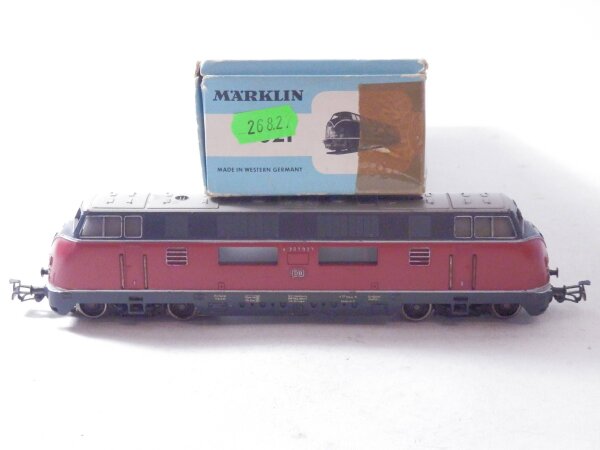 »MÄRKLIN 3021 H0 AC · DIESELLOK BR V200 DER DB · OVP«