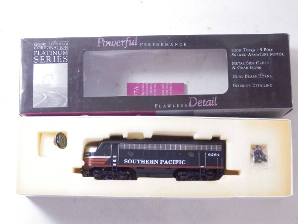 »MRC CB109 H0 DC · DIESELLOK F7A DER SOUTHERN PACIFIC · OVP« #2