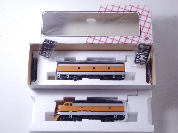 »STEWART HOBBIES 5912 H0 DC · DIESELLOK F9 DER RIO GRANDE A+B UNIT · OVP«